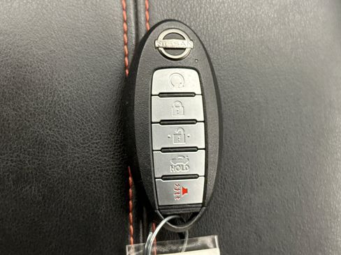 Used 2023 Nissan Altima 2.5 SR AWD/4WD image 10