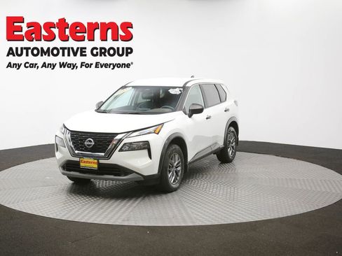 Used 2022 Nissan Rogue S image 54