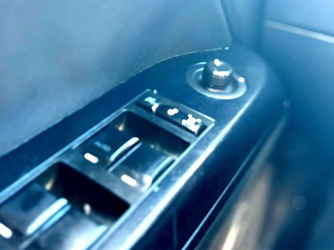 Used 2015 Jeep Patriot Latitude image 22