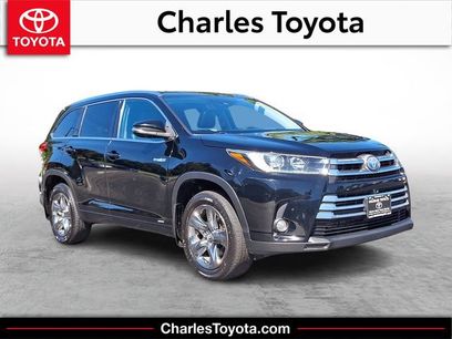 Used 2017 Toyota Highlander Limited Platinum