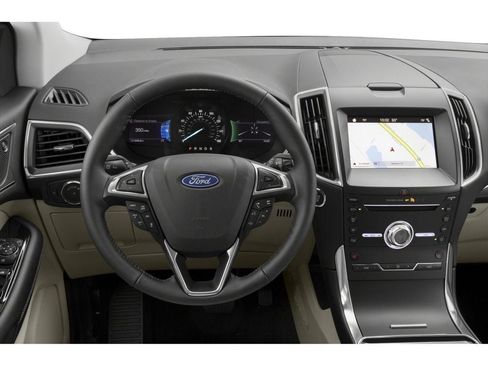 Used 2020 Ford Edge SEL w/ Convenience Package AWD/4WD image 4