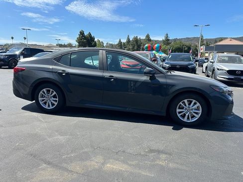 Used 2025 Toyota Camry LE FWD image 4