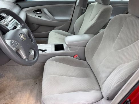 Used 2009 Toyota Camry FWD image 10