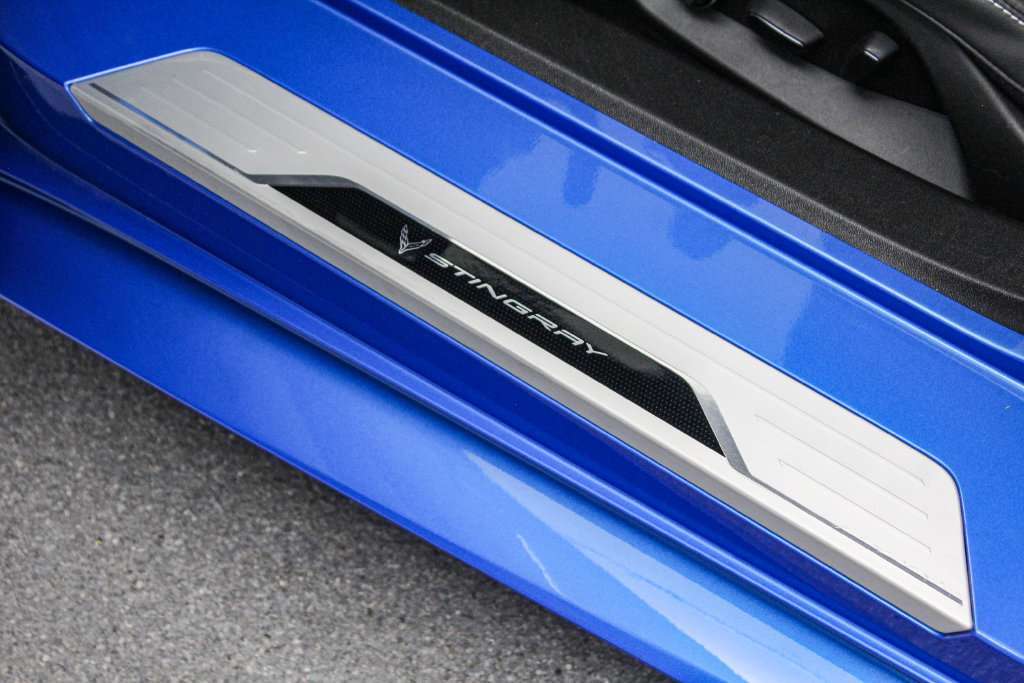 Used 2025 Chevrolet Corvette Stingray Preferred Cpe w/ Stealth Interior Trim Package RWD image 32