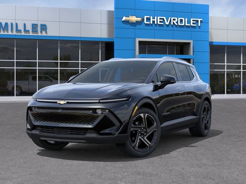 New 2026 Chevrolet Equinox EV LT image 41