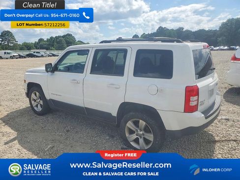 Used 2013 Jeep Patriot Latitude w/ Sun/Sound Group AWD/4WD image 3