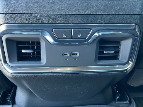 New 2026 Chevrolet Silverado 2500 High Country w/ High Country Premium Package AWD/4WD image 17