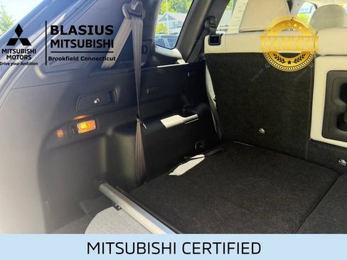 Used 2024 Mitsubishi Outlander SEL AWD/4WD image 12