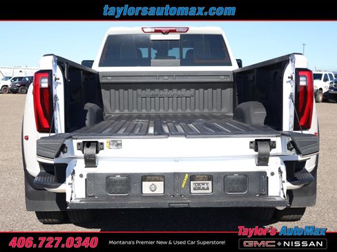 Used 2024 GMC Sierra 3500 Denali Ultimate image 48