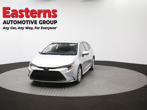 Used 2022 Toyota Corolla LE FWD image 52