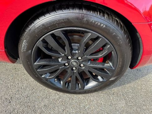 Used 2019 Land Rover Range Rover Sport HSE Dynamic AWD/4WD image 12