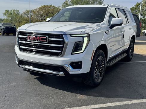 New 2026 GMC Yukon Elevation AWD/4WD image 2