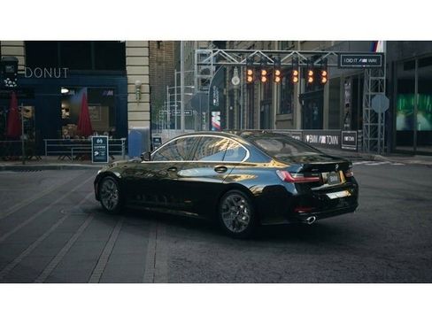 Used 2025 BMW 330i xDrive Sedan w/ Premium Package image 2