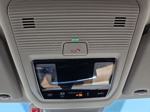 Used 2024 Volkswagen Atlas SE FWD image 27