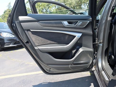 Used 2020 Audi S6 Prestige AWD/4WD image 41