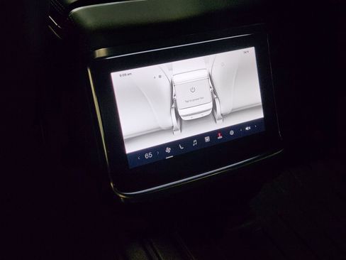 Used 2022 Tesla Model S image 32