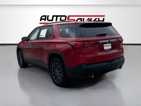 Used 2023 Chevrolet Traverse RS FWD image 5