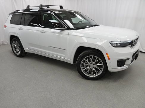 Used 2024 Jeep Grand Cherokee L Summit image 10