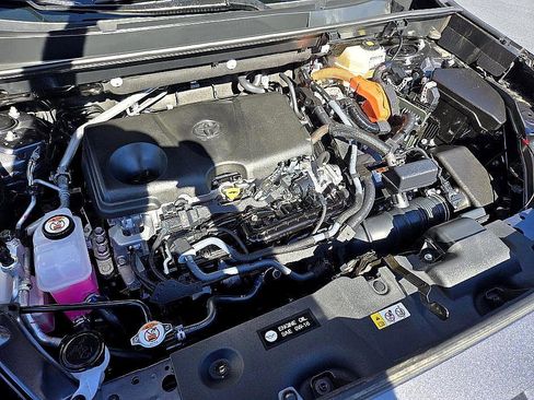 Used 2025 Toyota RAV4 LE image 18