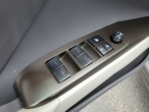 Certified 2024 Toyota Camry SE FWD image 17