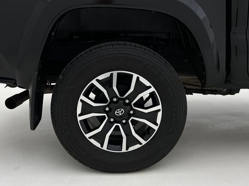 Used 2023 Toyota Tacoma TRD Sport image 27