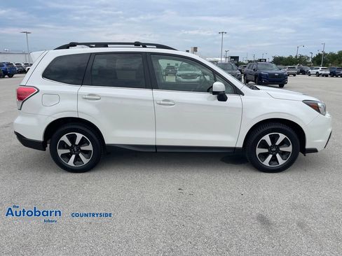 Used 2018 Subaru Forester 2.5i Limited AWD/4WD image 6
