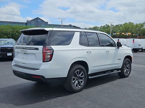 Used 2024 Chevrolet Tahoe Z71 w/ Luxury Package AWD/4WD image 6