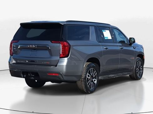 Used 2021 GMC Yukon XL AT4 image 5