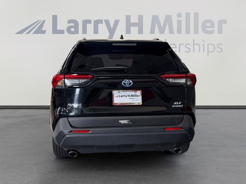 Certified 2023 Toyota RAV4 XLE image 4