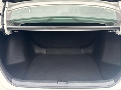 Used 2024 Honda Accord EX-L image 16