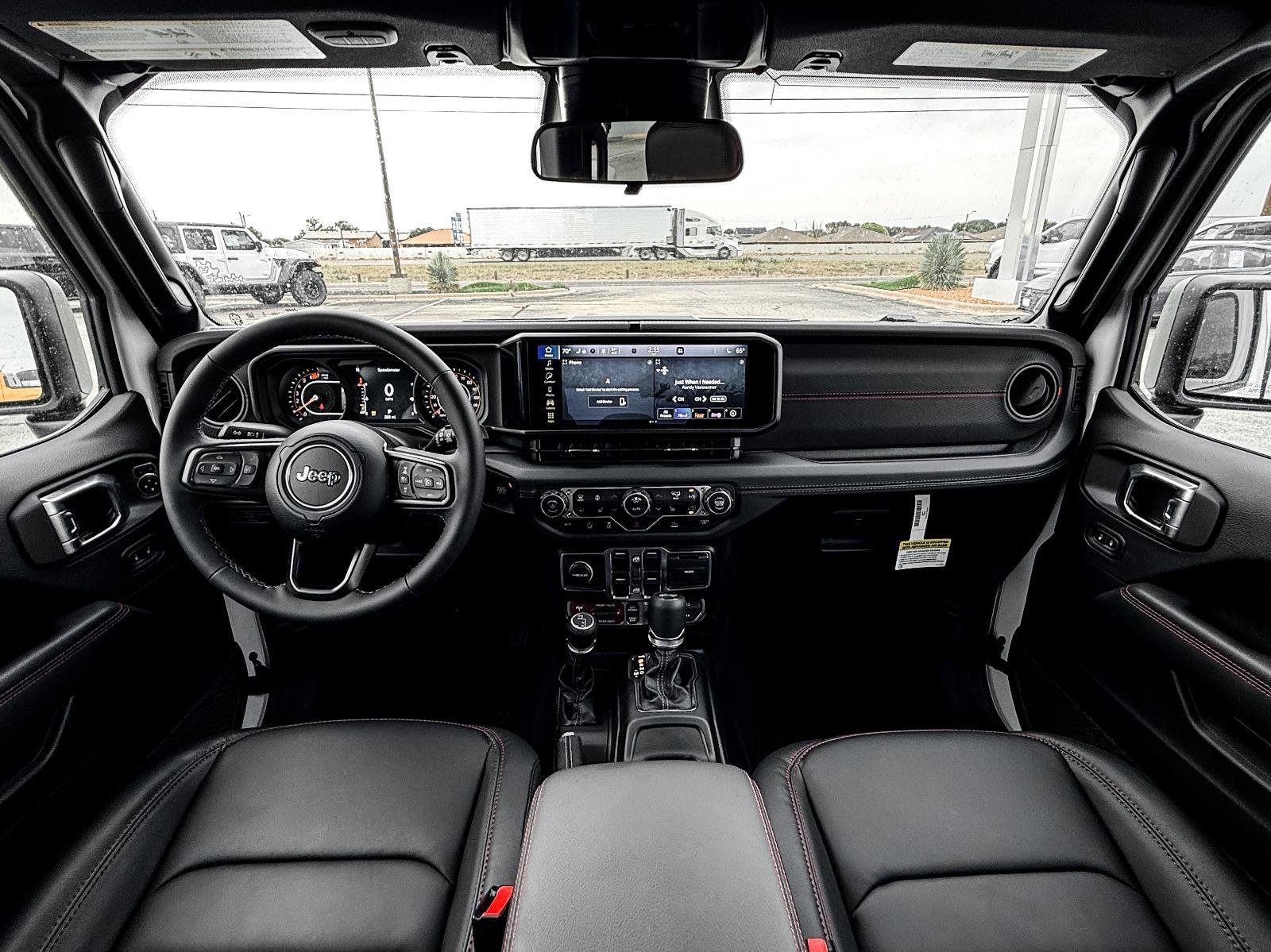 New 2026 Jeep Wrangler Unlimited Rubicon AWD/4WD image 13