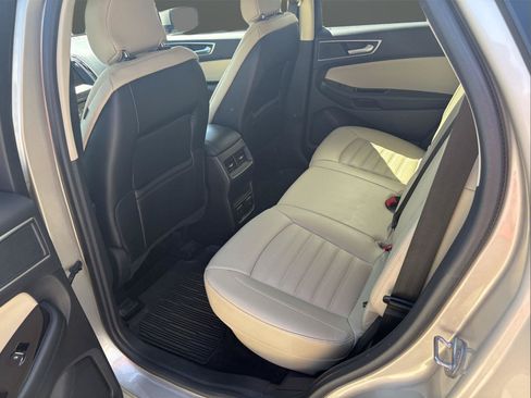Used 2017 Ford Edge SEL w/ Equipment Group 201A FWD image 23
