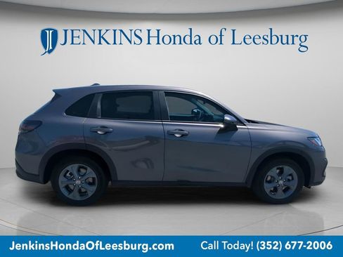 New 2027 Honda HR-V LX image 3