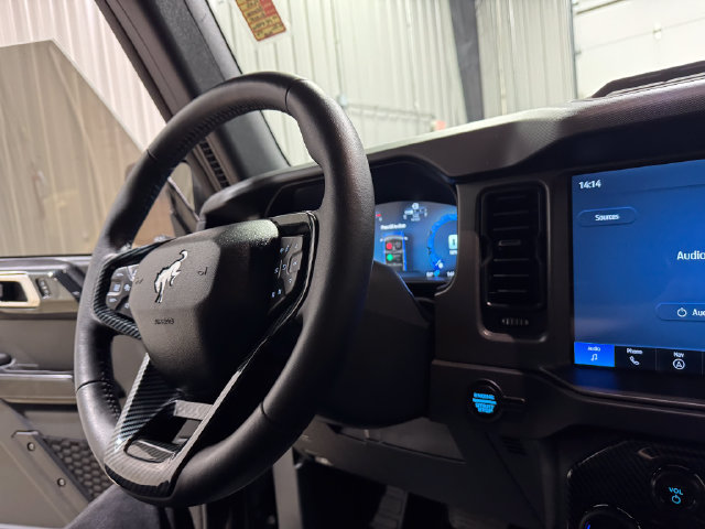 Used 2025 Ford Bronco Badlands AWD/4WD image 13