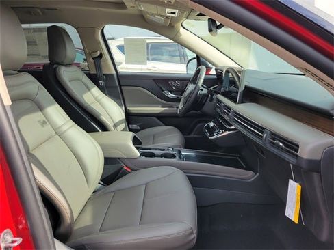New 2026 Lincoln Corsair Reserve image 21