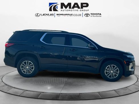 Used 2023 Chevrolet Traverse LT FWD image 6