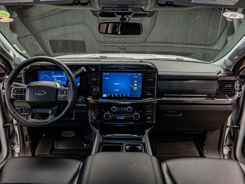 Used 2026 Ford F350 Lariat w/ Black Appearance Package AWD/4WD image 16