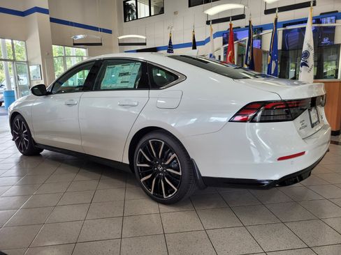 New 2025 Honda Accord Touring image 6