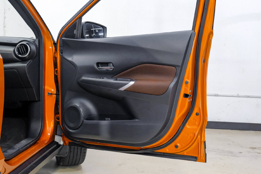 Used 2023 Nissan Kicks SR FWD image 55