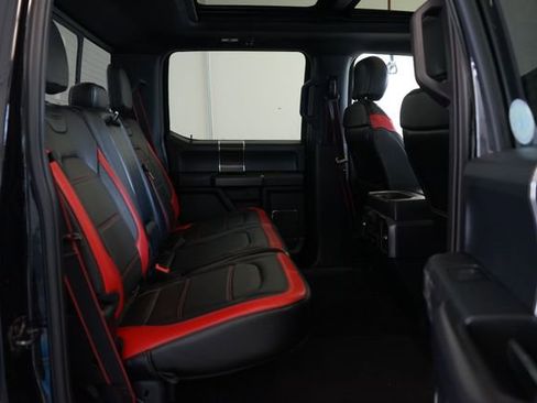 Used 2019 Ford F150 Lariat w/ Equipment Group 502A Luxury AWD/4WD image 32