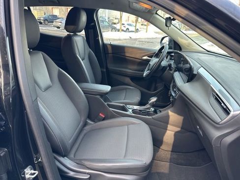 Used 2024 Buick Encore GX Preferred image 29