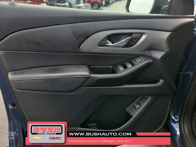 Used 2023 Chevrolet Traverse LT FWD image 19