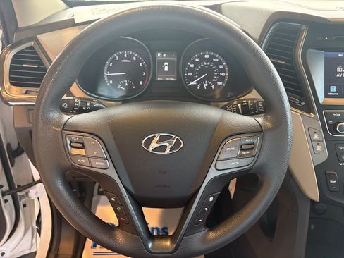 Used 2017 Hyundai Santa Fe Sport FWD image 11