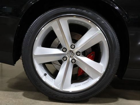 Used 2008 Dodge Challenger SRT8 image 38