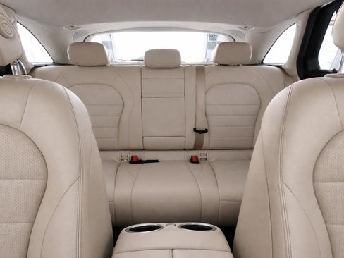 Used 2022 Mercedes-Benz GLC 300 w/ Premium Package Lite image 13