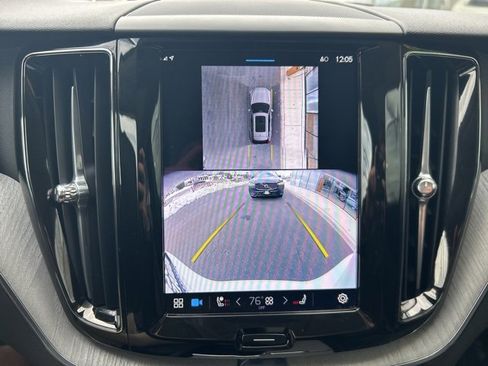 Certified 2025 Volvo XC60 B5 Plus image 22
