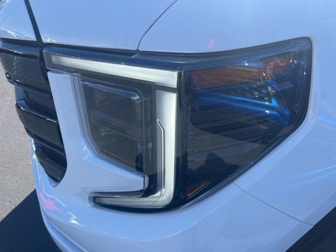 New 2026 GMC Sierra 1500 Elevation w/ Elevation Premium Package image 12