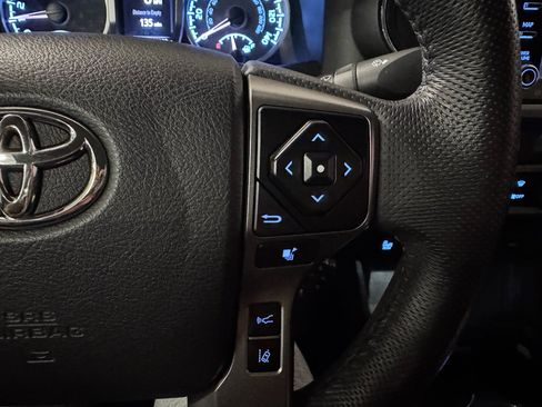 Used 2022 Toyota Tacoma SR5 image 23