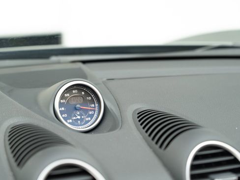 Certified 2025 Porsche 718 Boxster image 24