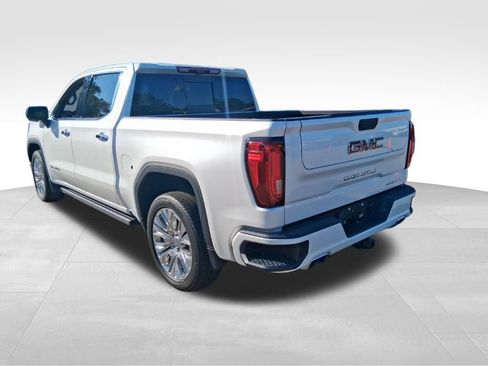 Used 2021 GMC Sierra 1500 Denali w/ Denali Ultimate Package AWD/4WD image 8